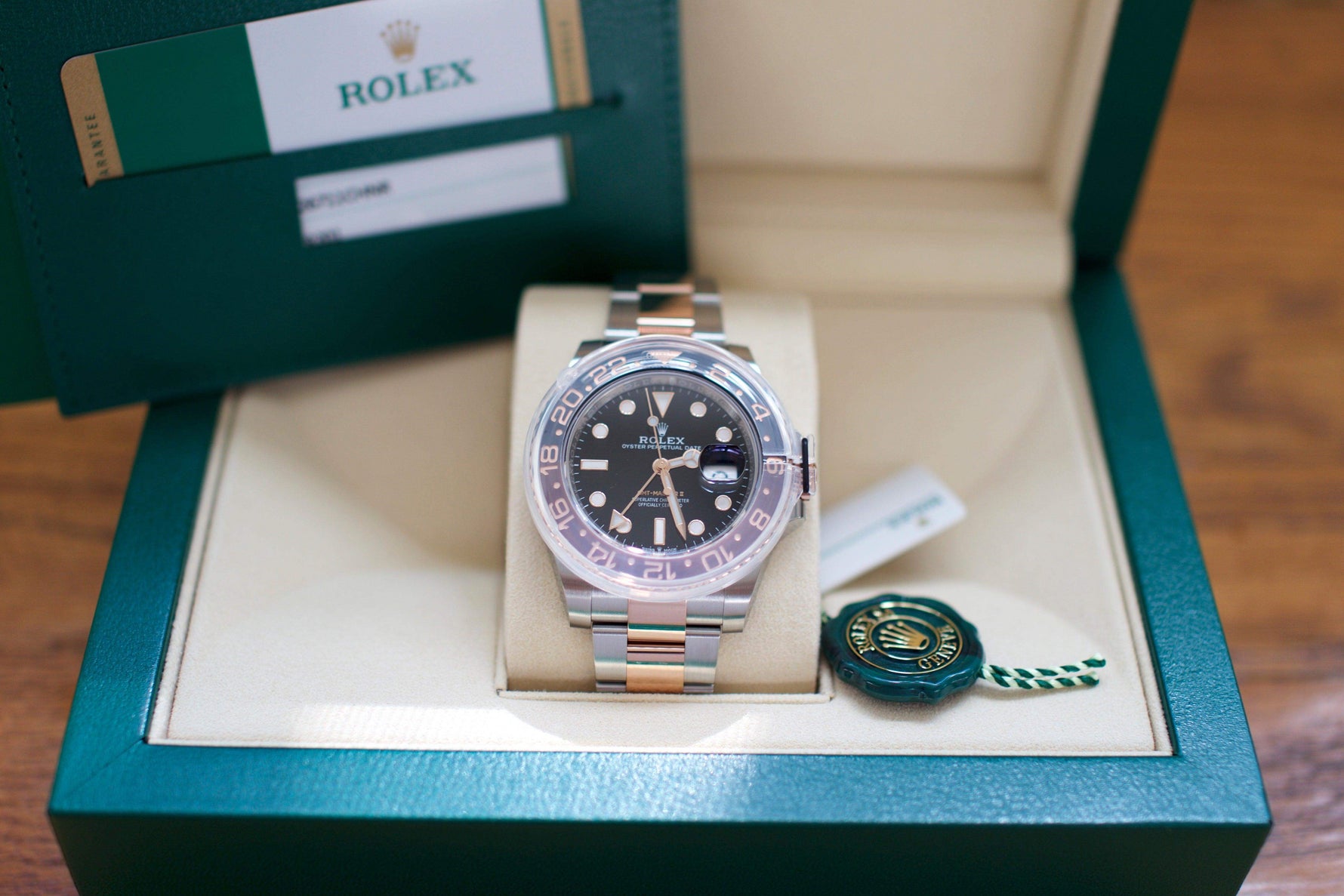 SOLDOUT: Rolex GMT II Root Beer - WearingTime Luxury Watches