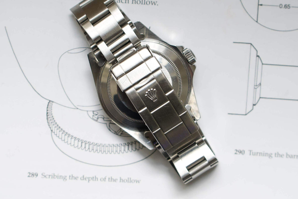SOLDOUT: Rolex Submariner Date 16610 Mens Black Dial - WearingTime Luxury Watches